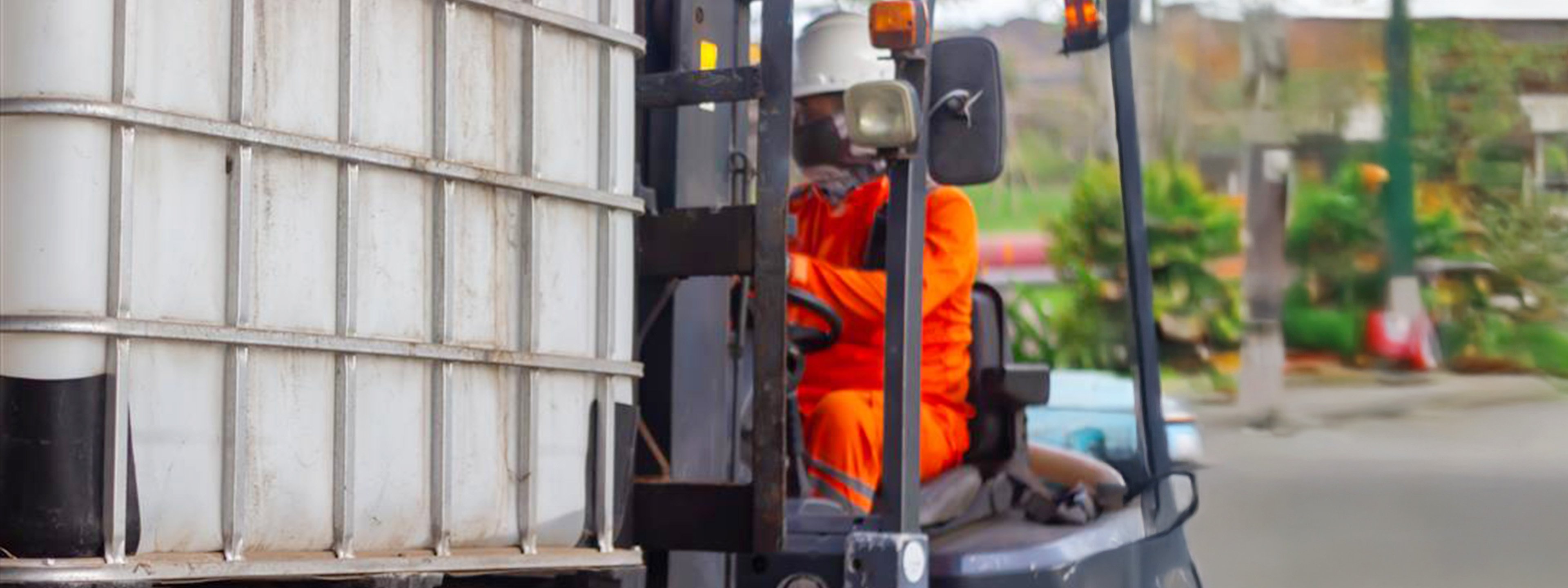 Collecting environmental returns on plastic totes