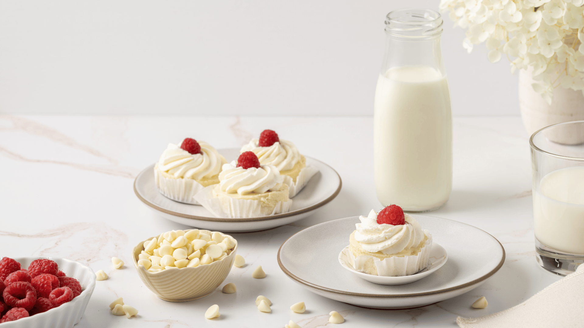 Dairy desserts and milk illustrating emulsifier applications for improved texture, stability and processing performance